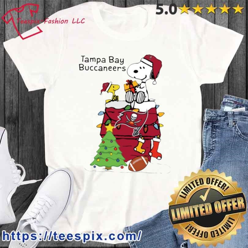 Christmas Snoopy Tampa Bay Buccaneers Shirt