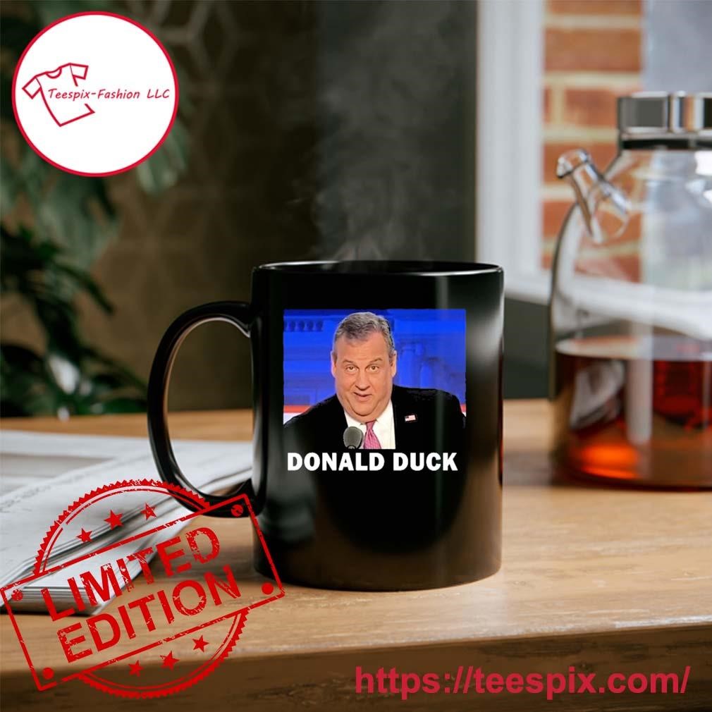 https://images.teespix.com/2023/09/Donald-Duck-Chris-Christie-Ornament-Mug.jpg