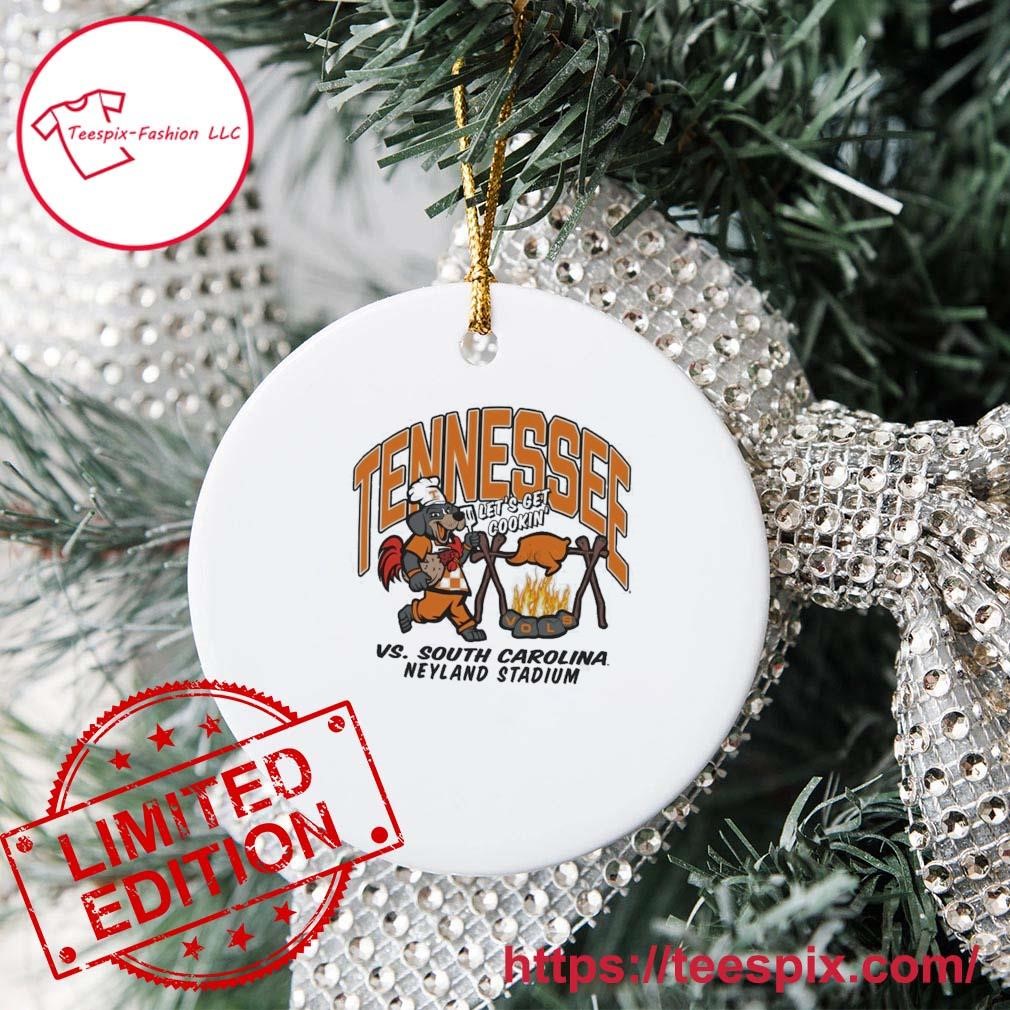 Santa Claus If You Don't Like Tennessee Titans Merry Kissmyass Ornament -  Teespix - Store Fashion LLC