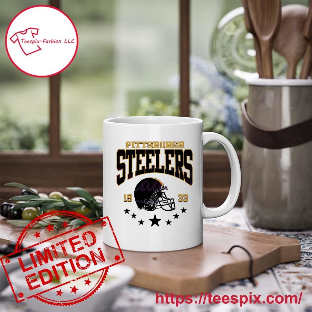 https://images.teespix.com/2023/11/Pittsburgh-Steelers-1933-Football-Team-Ornament-Custom-Name-Mug.jpg