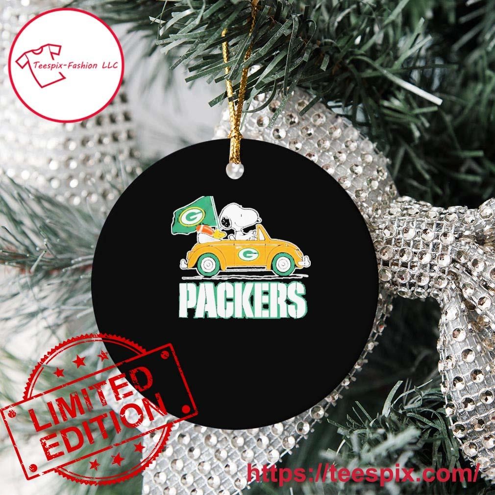 Peanuts Snoopy And Woodstock Drive Car Green Bay Packers 2023-2024 Playoffs Mug Custom Name Circle.jpg