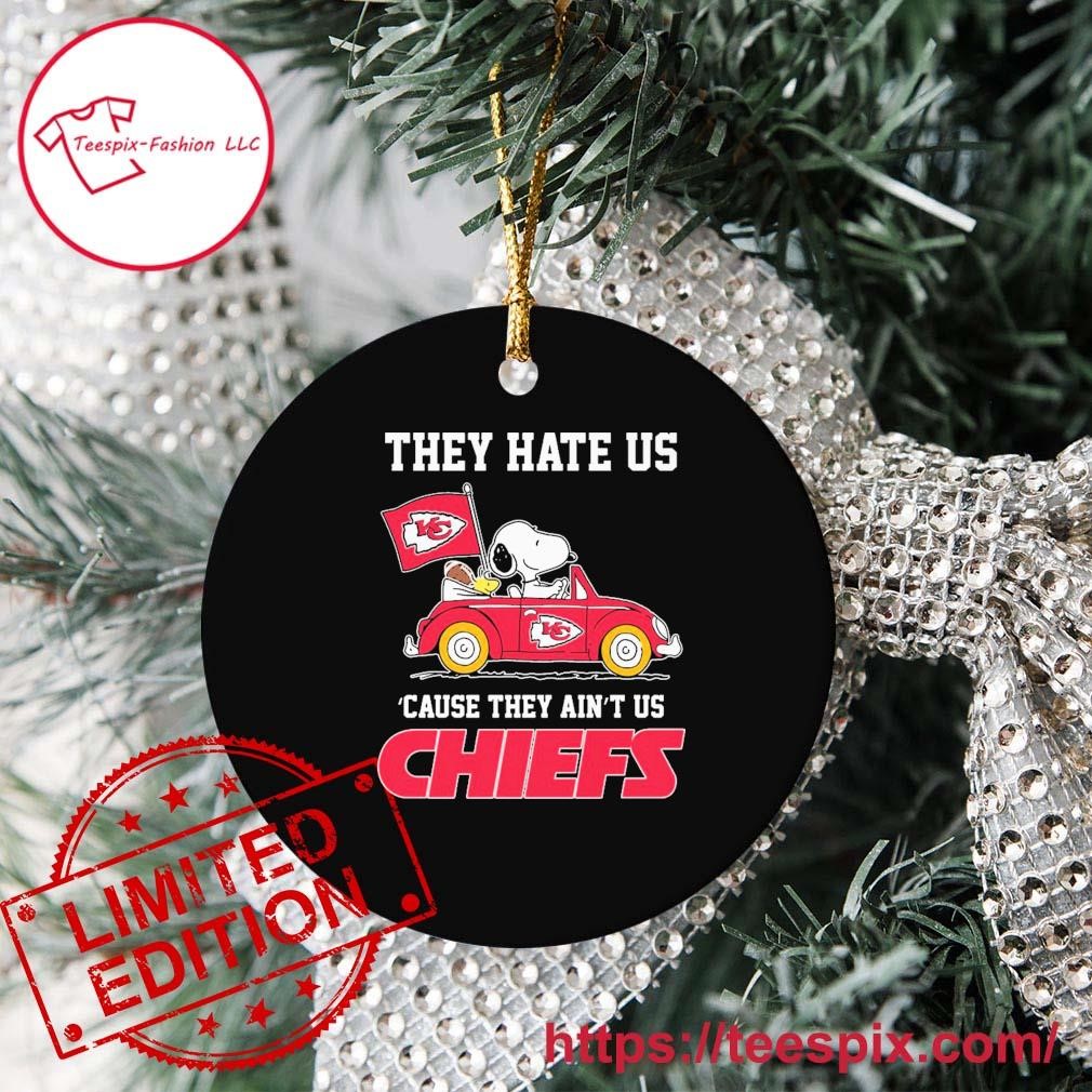 Peanuts Snoopy And Woodstock Driving Car Kansas City Chiefs The Y Hate Is 'cause They Ain't Us Mug Custom Name Circle.jpg